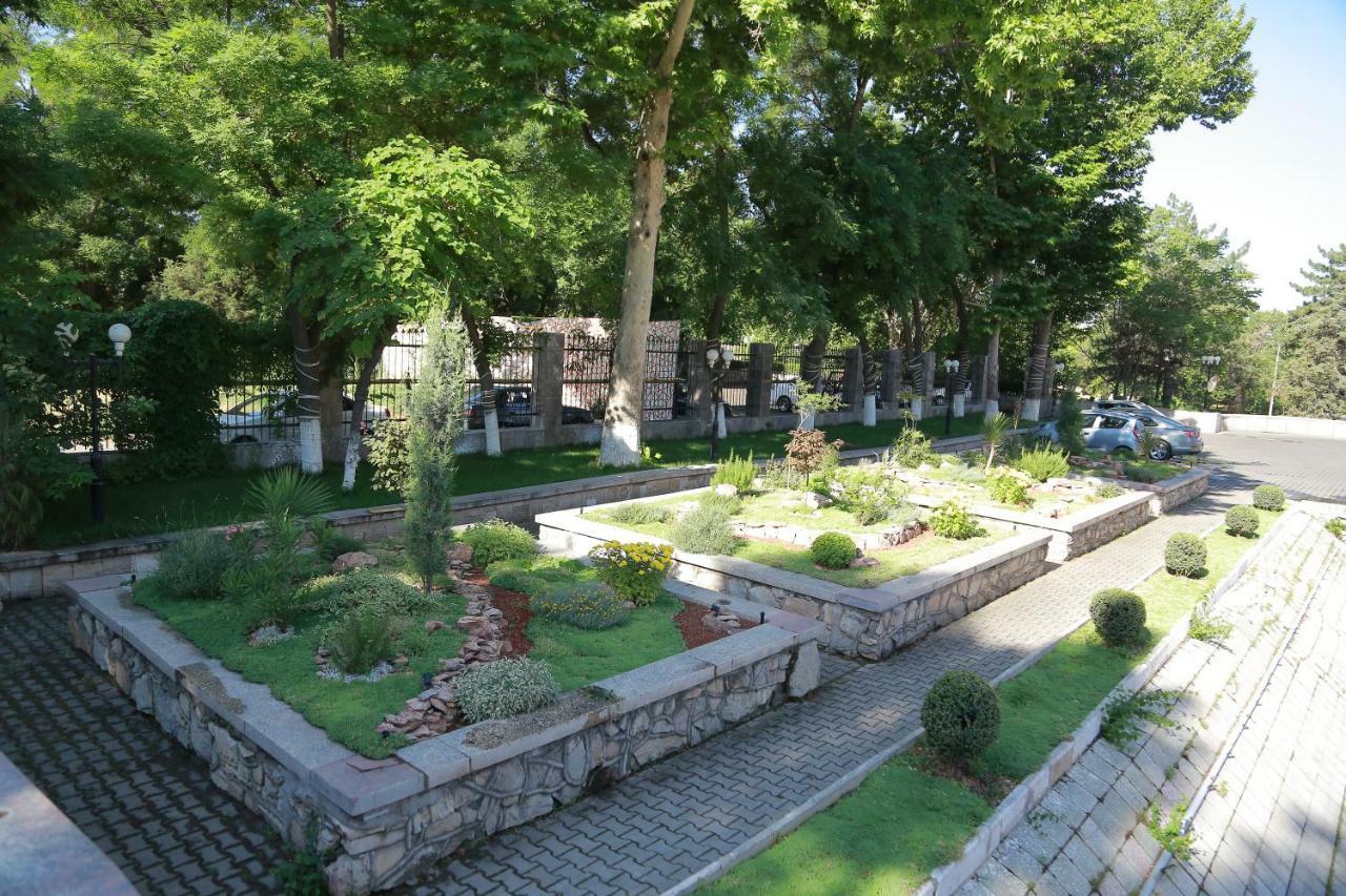 Shodlik Palace Tashkent Exterior foto